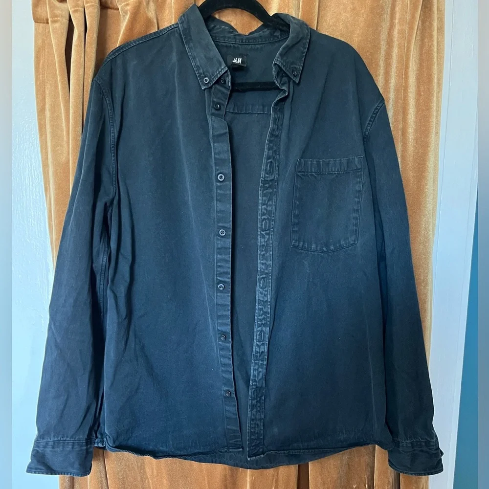 Very Dark Navy Men’s XL Button Down - Picture 1 of 4